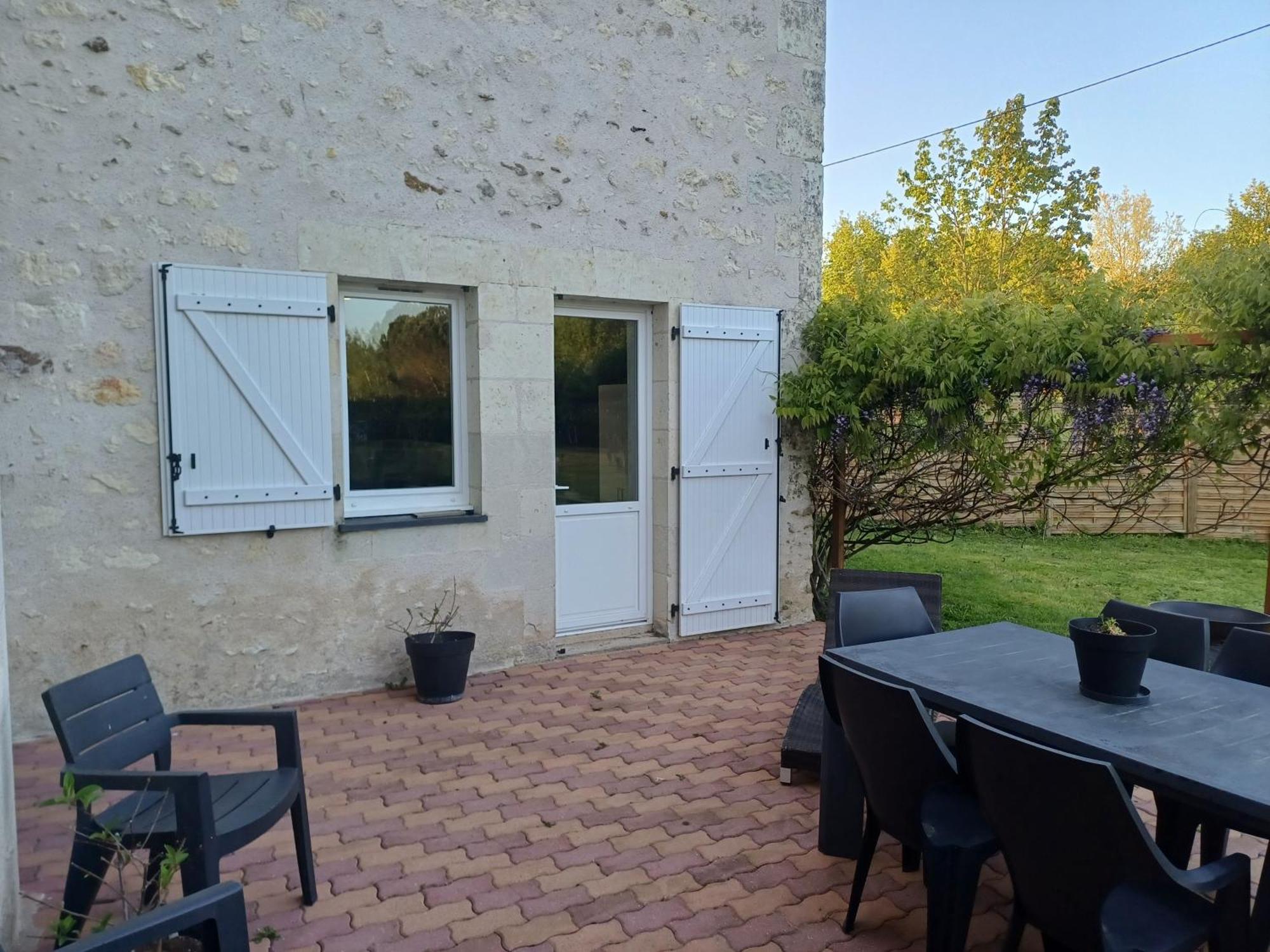 Bed and Breakfast La Grange Des Roisnes Longué Exterior foto